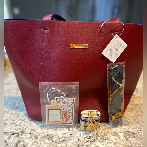 Oscar de la Renta Handbags - New Oscar De La Renta Tote, Gucci Air Freshener, Twilly, Air P…